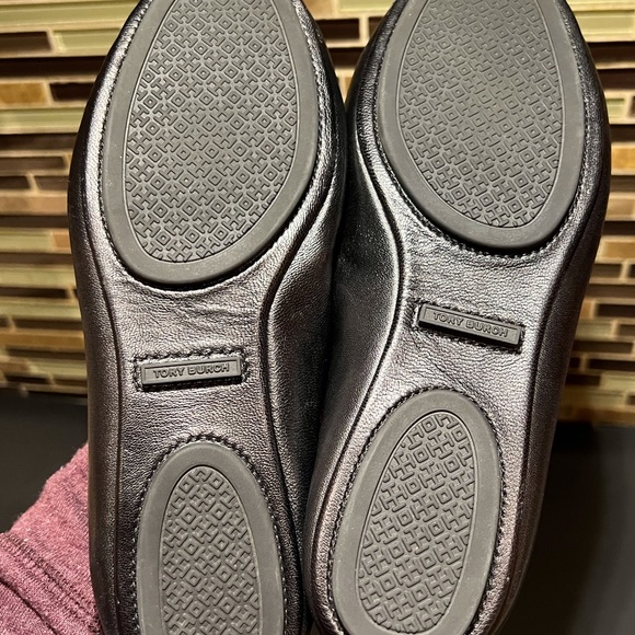 Tory Burch Black Reva Flat Size 5.5 - Picture 4 of 6